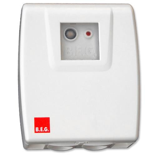 B.E.G. Luxomat 92369 CdS-AP-weiß Dämmerungsschalter